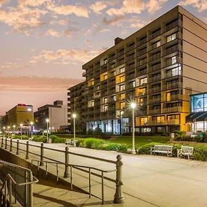 Hotel Coastal & Virginia - Oceanfront