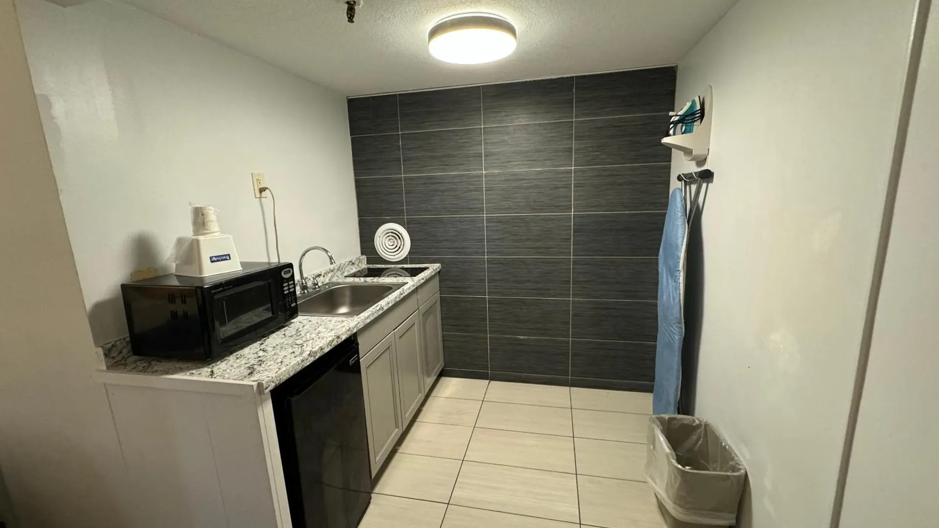 ** Hotel Atlantic Inn Virginia Beach United States